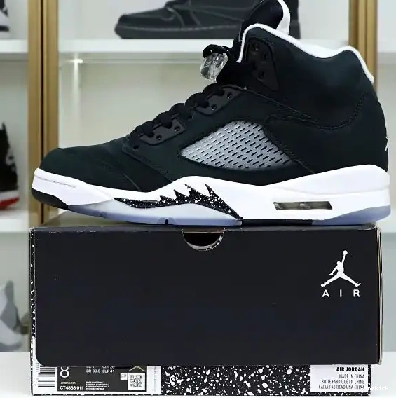 AIR 5 JORDAN 2021 RETRO 'OREO' 0704